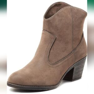 NEW Size 10 Rocket Dog Western Ankle Boots